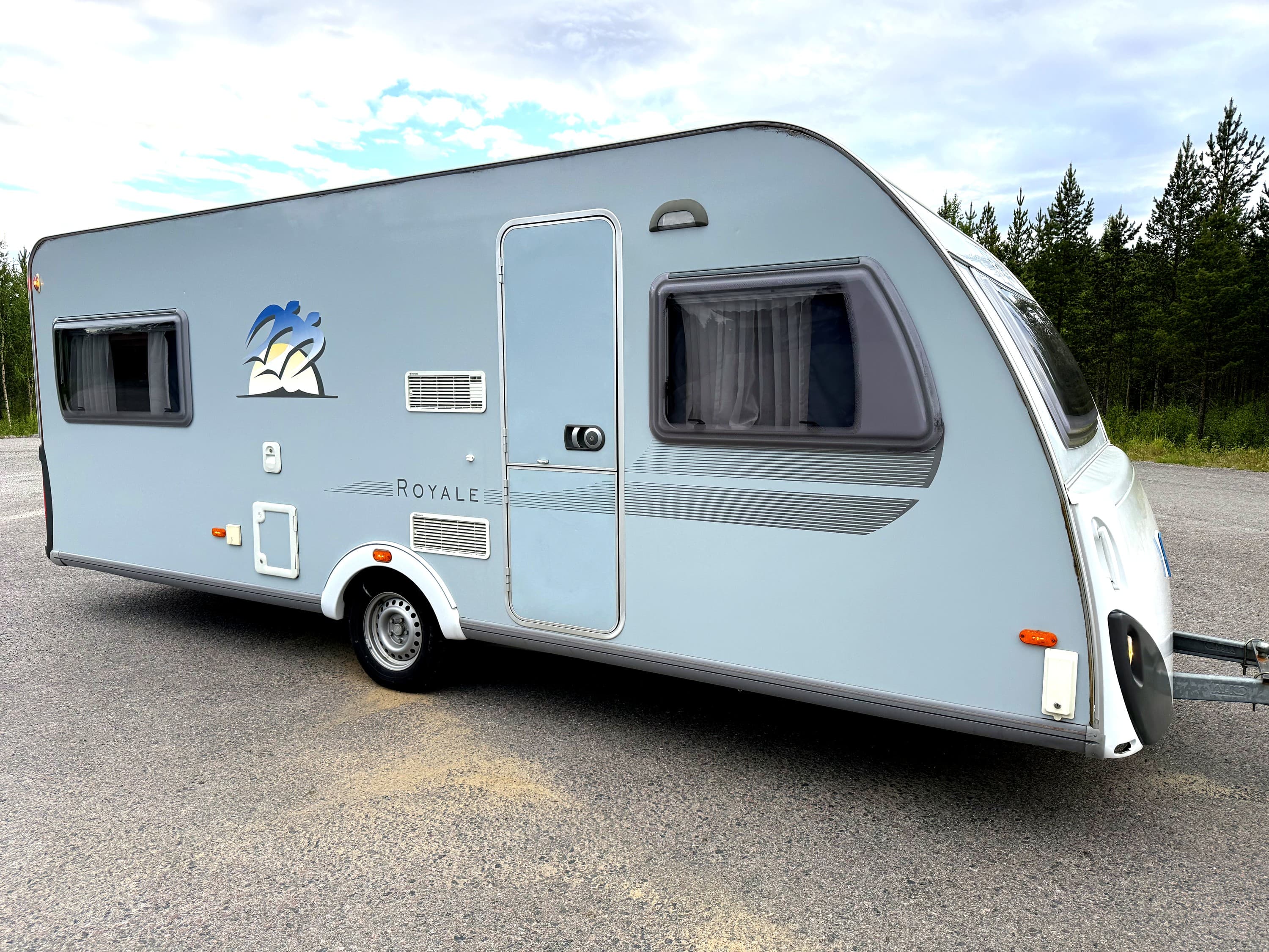 Hyr husvagn i Luleå, Knaus 580 Royale UK sida